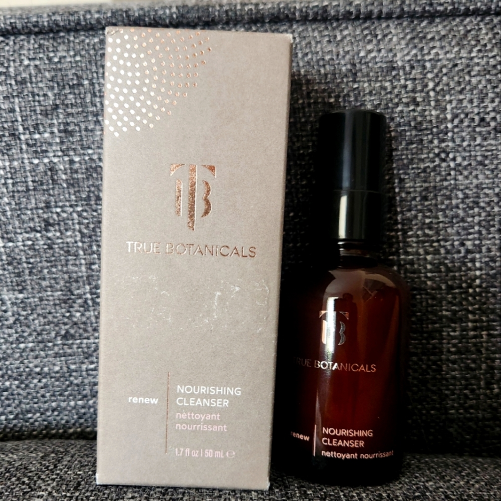 NWT True Botanicals Nourishing Cleanser - Travel Size